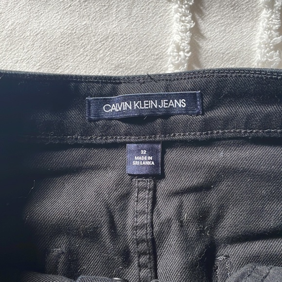 Button fly black denim skirt - Picture 4 of 10